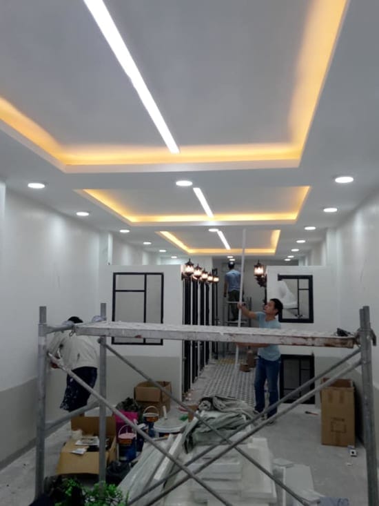 tran-thach-cao-cai-tao-nha-ong-cu-tai-ha-noi