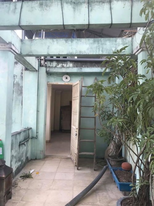 Hướng-đi-vào-phòng-ăn