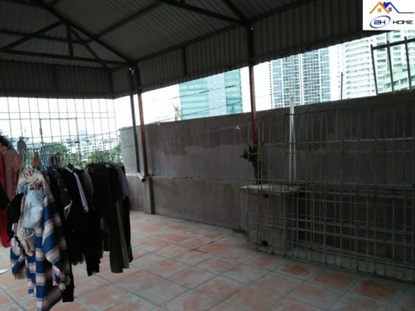 Thiết-kế-cải-tạo-sân-thượng-nhà-chị-Oanh-Trước-cải-tạo