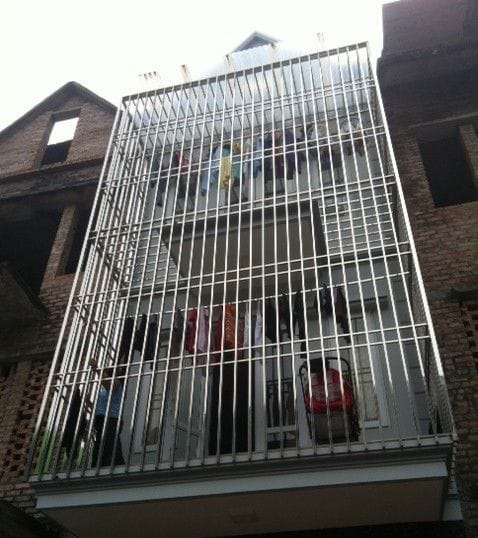 Thi-công-chuồng-cọp-ban-công-Mẫu-1