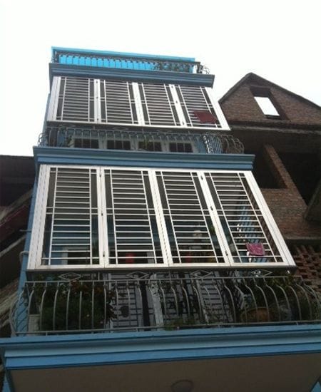 Thi-công-chuồng-cọp-ban-công-Mẫu-2