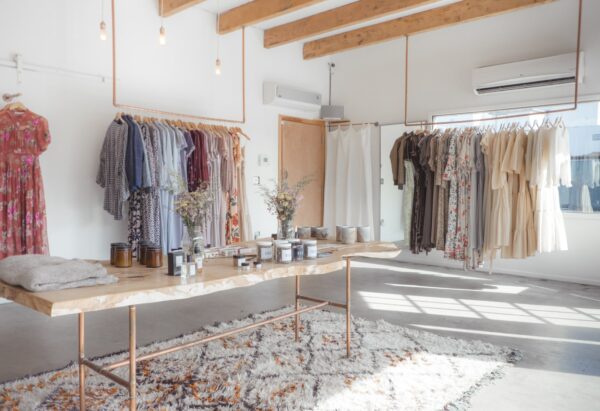 thiết kế shop thời trang nữ 40m2