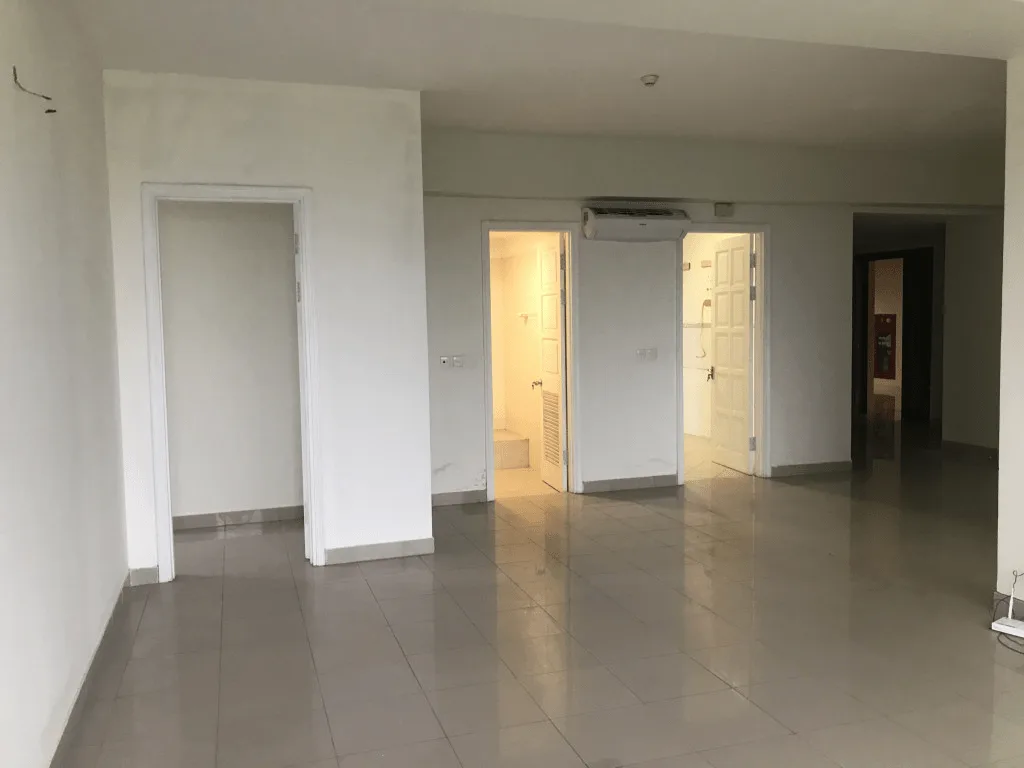 Căn hộ đang dần xuống cấp