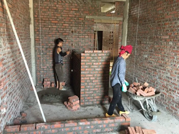 Xây ngăn phân chia lại các phòng